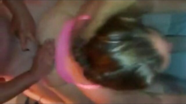 Belle brune frères gf film porno culotte chevauche une autre bite