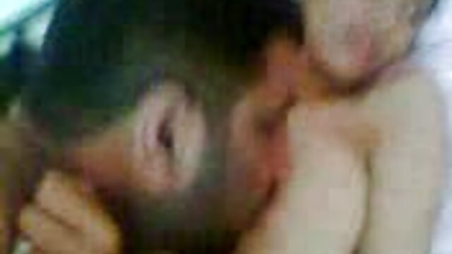 homme porn culotte vibrante plus âgé avec deux jeunes filles