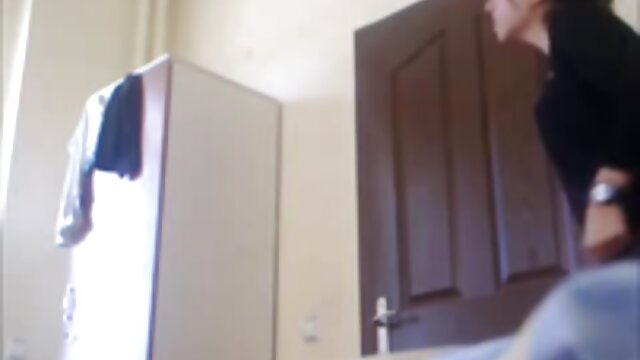 UNE JOURNÉE culottes pleines de sperme BI TYPIQUE À LA MAISON