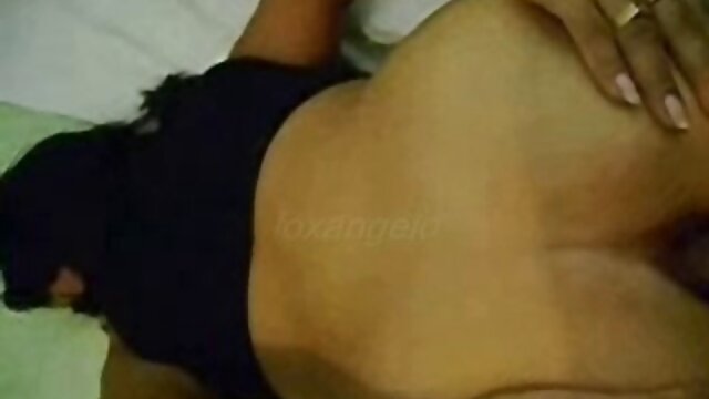 allemand nylon couche culotte porno teen amateur salope baise sur table avec énorme bite
