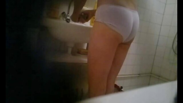 Belle baise sex petite culotte anale
