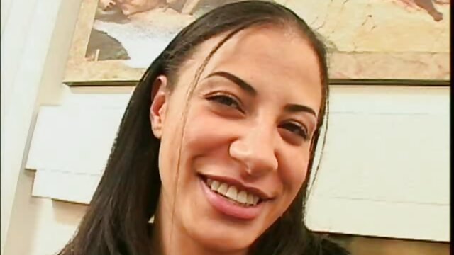 Cutie baisée par derrière dans un porno video sex culotte vintage