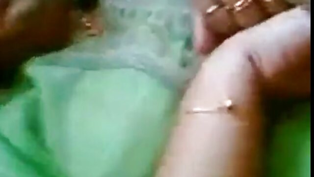 Anulingus lesbienne coquine dans le sexe oral video sexe culotte hardcore à trois