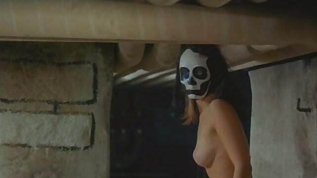 Jolie sexe video culotte fille baise son petit ami dur