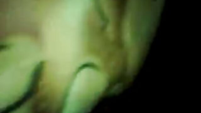 Horny poussin doigté savoureux son CHATTE couche culotte porn